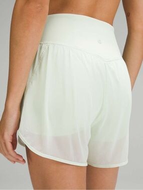 Lululemon | Nulu and Mesh Yoga Shorts 3.5” Size 6 Kohlrabi Green